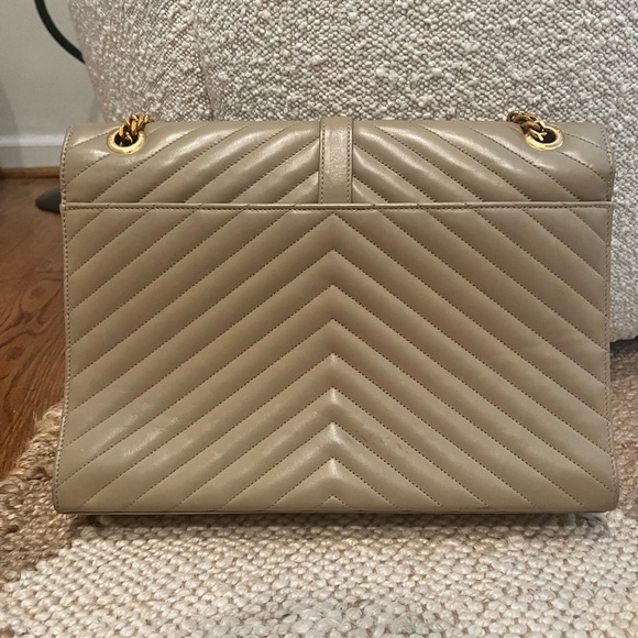 Saint Laurent Matelassee Large Monogram Bag - Picture 3 of 13